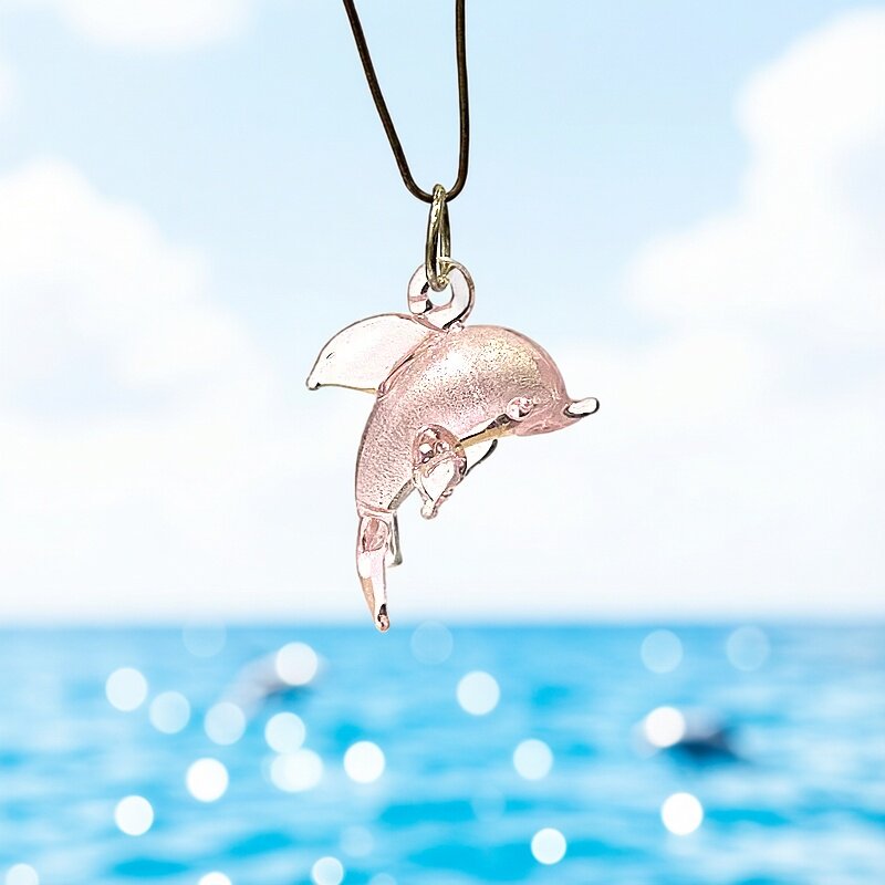 2個入りミニガラス製イルカペンダント、かわいい海洋動物チャー - Marine Aquarium Europe のレビューと価格